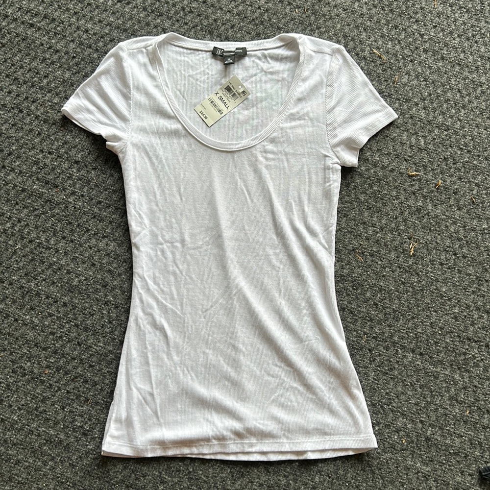 NWT top